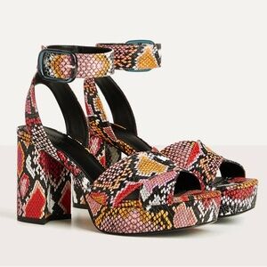Bershka Multicolor Snake Print Platform Heel Sandals with Ankle Strap size 5